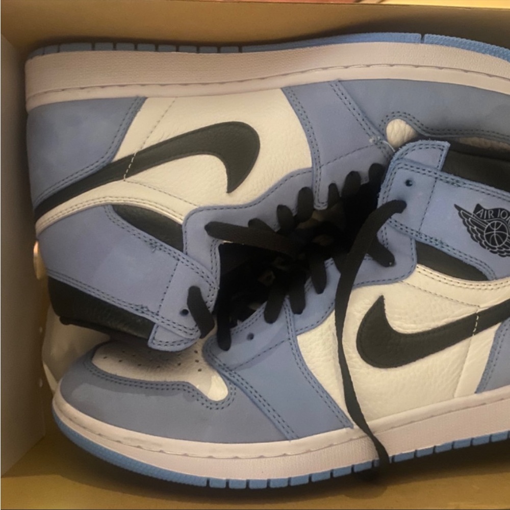 Jordan 1 high ‘university blue’
